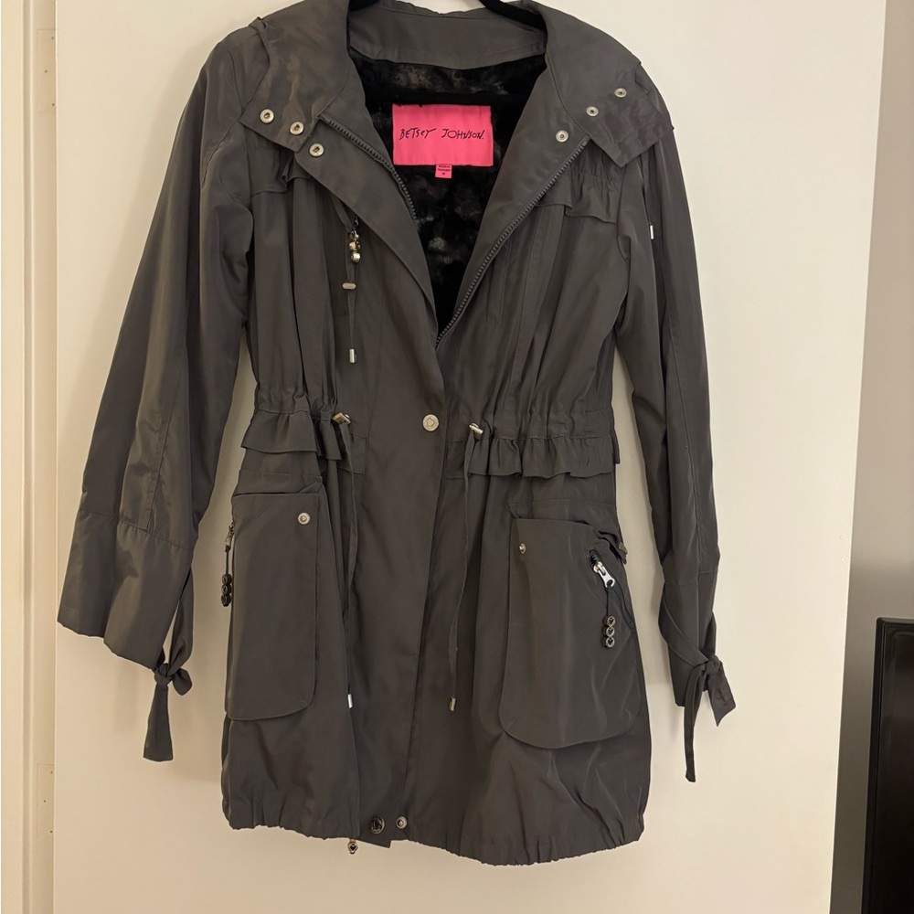 Betsey Johnson Women's Gray Raincoat Jacket in great condition with linear